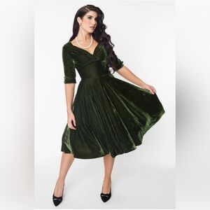 Unique Vintage Olive Green Velvet Delores Swing Dress size XL/14